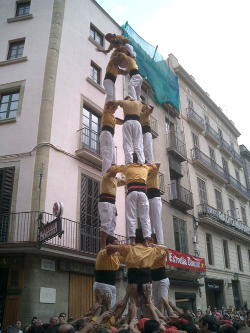 3 de 7 dels Bordegassos a Manresa al 2004, la darrera vegada que van actuar alla. foto: Mayte Gomà