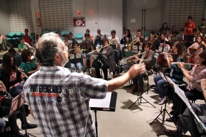 ACN. Banda de Música Mestre Montserrat de Vilanova assaja la cançó 'Passeig del Carme' de Pere Tàpias