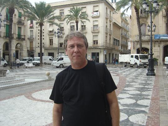 M.O.. Pere Solé, a la plaça de la Vila de Vilanova