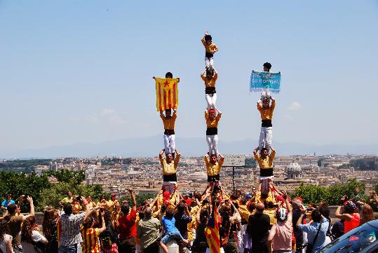Maite Gomà. Els Bordegassos a Roma, el passat mes de juny, on van reivindicar el dret dels catalans a decidir el seu futur a les urnes