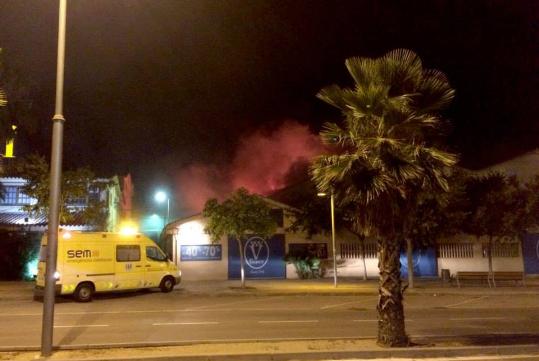 Joan Albà. Incendi a la fàbrica de Varosa a Sant Pere de Ribes