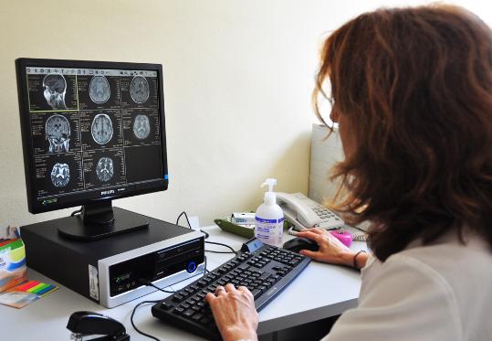 CSG. La Unitat de Malaltia d'Alzheimer del CSG treballa per fer un diagnòstic precoç