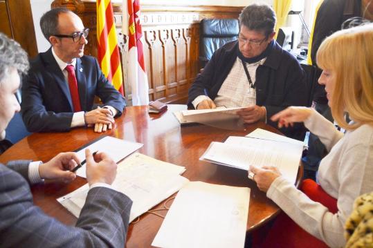 Ajuntament de Sitges. Sitges contribueix als programes de suport a les persones en risc dexclusió social de la Taula del Tercer Sector