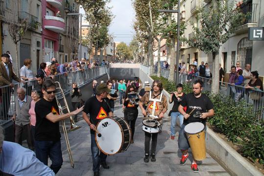 EIX. Vilanova reobre el pas sota la via del carrer Llibertat