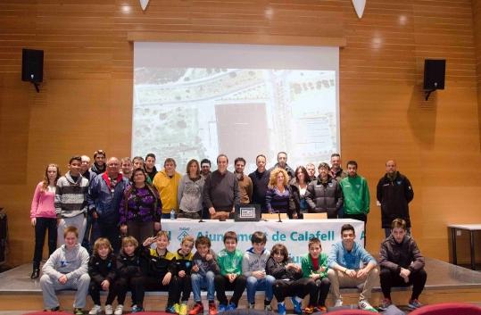 Ajuntament de Calafell. LAjuntament de Calafell presenta el projecte de remodelació del camp de futbol que acollirà els Jocs Mediterranis Tarragona 2