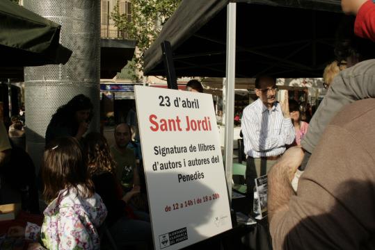 Autors i autores del Penedès signaran els seus llibres per Sant Jordi a la rambla de Nostra Senyora. Ajuntament de Vilafranca