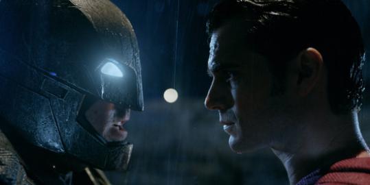 Batman i Superman a la pel·lícula 'Batman v Superman: El amanecer de la justícia' . EIX