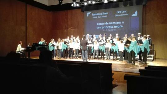 Concert del cor Kamarikuoro Dimus i la Coral Laroc a Vilafranca. EIX