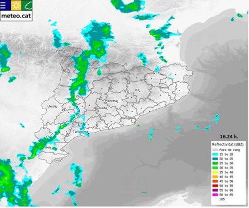 El radar mostra traces de precipitació a l'oest, però, per ara, les acumulacions de pluja són minses.. EIX