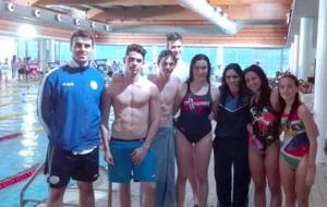 Els nedadors del CN Vendrell a la piscina de Sant Sadurní. Eix