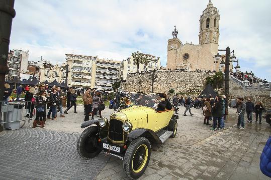 Ral·li Internacional de Cotxes d'Època Barcelona-Sitges. Foment de Sitges