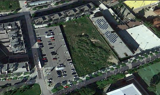 Terrenys per edifica la Pista-Espai Polivalent . Google Maps