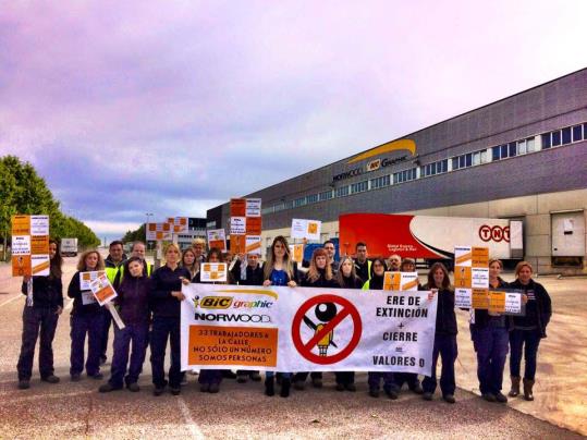 Acord dels treballadors de la filial de Bic Graphic a La Granada pel tancament de la fàbrica. Comité Norwood