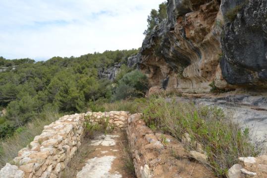 Visita guiada a les coves de la Vall i als forns de calç de Can Castellví