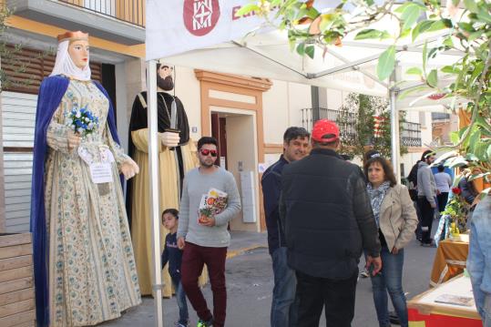 Mercat de Sant Jordi i fira d'entitats a Sant Martí Sarroca