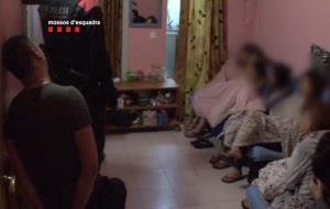 Alliberades 22 dones víctimes d'explotació sexual de la ramificació de la màfia xinesa coneguda com a 