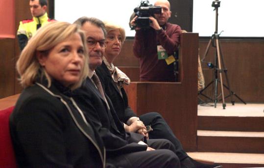 Artur Mas, Joana Ortega i Irene Rigau, al banc dels acusats. ACN/ Laura Fíguls