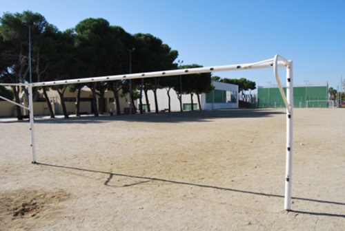 Cubelles aprova el projecte d’instal·lació de gespa artificial del camp de futbol 7 del poliesportiu. Ajuntament de Cubelles