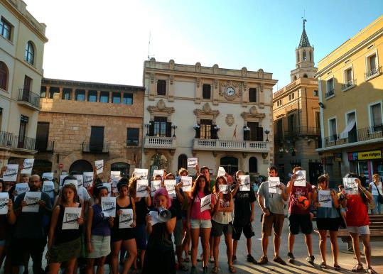 Diversos col·lectiu de Vilafranca han denunciat l’ordenança de civisme. Eix