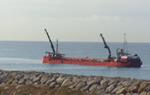 Dragatge. Ports de la Generalitat millora el calat d'accés al port de Vilanova i la Geltrú. Generalitat de Catalunya