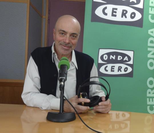 El periodista vilanoví Carles Aguilar rep una menció especial al premi SEPAR 2016. EIX