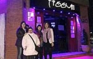 El pub Fissure de Lleida va vetar l'entrada d'un grup de persones amb síndrome de Down. Down Lleida