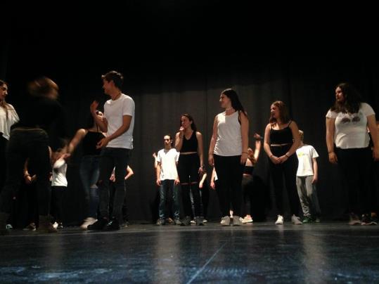 Els dies 2 i 4 de maig dos instituts de la ciutat tornen a participar al projecte Tots Dansen. Teatre Principal