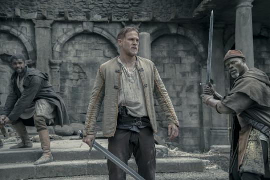 L'actor Charlie Hunnam és el protagonista de 'Rey Arturo: La leyenda de Excalibur' . ACN