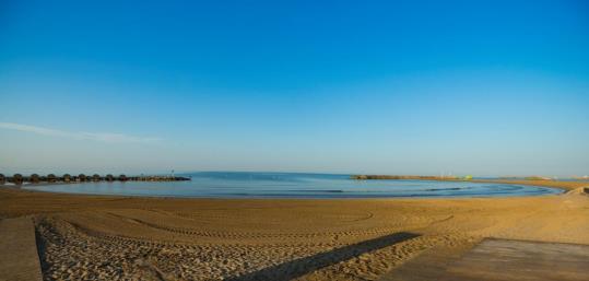 Les platges de Cunit rebran la sorra dragada a 450 metres de la costa. Ajuntament de Cunit