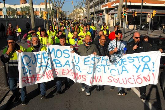 Mobilitzacions a l'estació de Vilanova en defensa dels 8 acomiadats. Eix