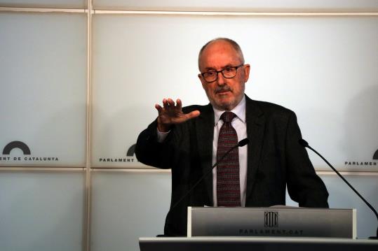 Primer pla del Síndic de Greuges, Rafael Ribó, en la compareixença el 3 de novembre de 2017 . ACN