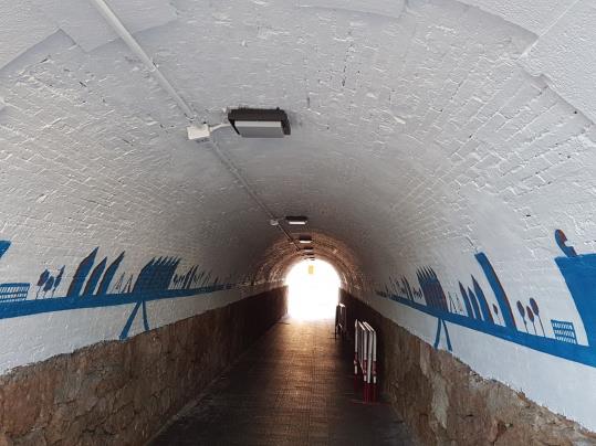 S’enllesteix l’adequació del pas subterrani per a vianants del carrer de l’Estació de Coma-ruga. Ajuntament del Vendrell