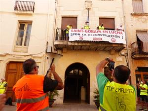 Manifestació contra el tancament de Saint-Gobain Glass. Joan Grifols