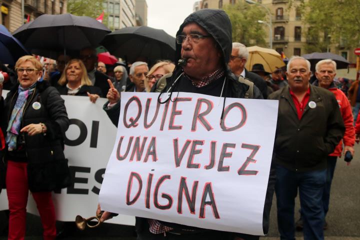 Manifestació per reclamar una millora de les pensions. ACN / Gemma Sánchez
