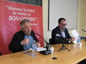 El catedràtic d’economia de la UAB Josep Oliver va fer una ponència divendres passat en el marc de les sessions del PSC ‘Diàlegs X VNG’. Jordi Lleó