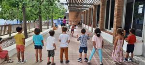 Els Casals d’estiu a les escoles públiques de Sitges ofereixen 300 places setmanals. Ajuntament de Sitges