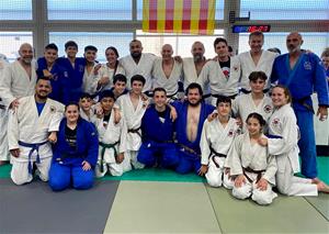 L’Escola de Judo Vilafranca-Vilanova amb el campió olímpic Ilias Iliadis. Eix