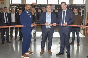 Obramat inaugura el seu nou magatzem a Vilanova i la Geltrú. Obramat