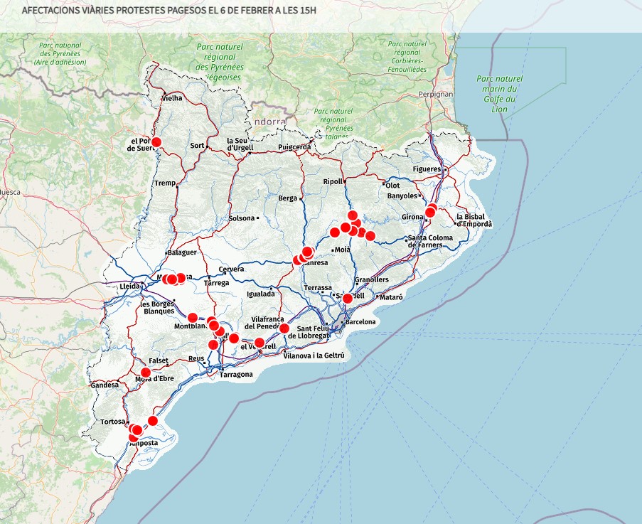 Els pagesos bloquegen les principals carreteres a Catalunya i es plantegen passar-hi la nit. ACN