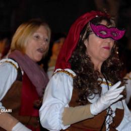 ASSOC. DE VEÏNS FONDO SUMELLA. Cavallers i dames medievals - Vilanova 