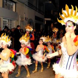 LOS FIESTUKI (Escuela danza Rocío A.). Arco Iris - Cunit