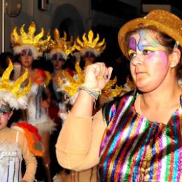 LOS FIESTUKI (Escuela danza Rocío A.). Arco Iris - Cunit