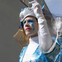 Carnavalistic venecià. Santa Margarida i els Monjos