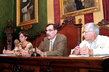 Sixte Moral després de ser nomenat president de la Mancomunitat Penedès-Garraf. fdg/juanpe