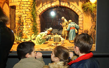 Com cada any el pessebre de la plaça de la Vila ens anuncia el Nadal. fdg/rita lamsdorff