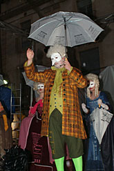 L'aigua i el fred protagonistes del carnaval de Vilanova 2004. fdg/carles castro.