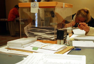 Unes 45.250 persones podran votar avui als 23 col.legis electorals de Vilanova.FdG/Rita Lamsdorff