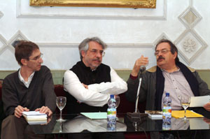 L'escriptor va presentar el seu llibre sobre Joaquim Mir a la seu del Foment Vilanoví. fdg/carles castro