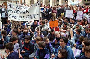 La consellera va assegurar que l'escola Montserrat no haura de tancar. fdg/rita lamsdorff