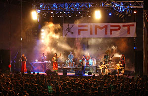 El parc de Ribes Roges i la plaça de la Vila seran els dos escenaris del FIMPT 2004. fdg/ carles castro
